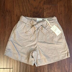 LTJ-  letter to juliet shorts- color sage